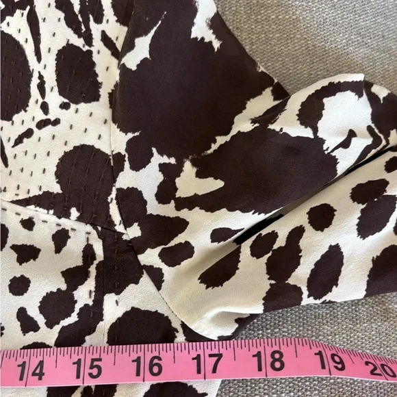 Tory Burch Silk Wrap Dress Animal Print Brown Cream Belted Roll sleeve Size 4 - Picture 7 of 10